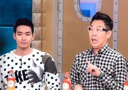 <라디오스타> 김영철, "진짜 사나이? 푸념해도 카메라만 들어!"