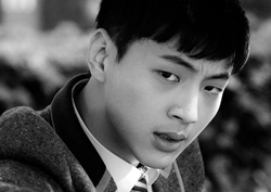 [B하인드] "너 나 좋아하냐?" 여심 울리는 <앵그리맘> 지수의 강렬 눈빛!