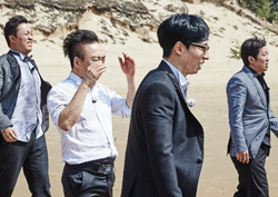 8년만에 또 '무인도'로 간 <무한도전>, 그들만의 '이기적 생존기'