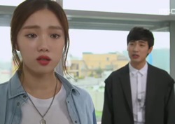 [여왕의 꽃 리뷰] 정체 들킨 윤박, 이성경에 "널 지키기 위한 것"