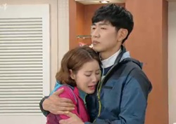 [여왕의 꽃 리뷰] "사랑해서" 이종혁에 자작극 들킨 김성령!