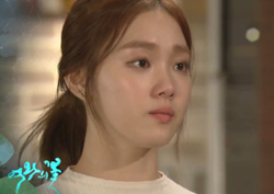 [여왕의 꽃 예고] 이성경, 윤박 밀어내고 '절절한 눈물'