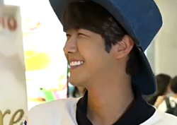 [무한도전 리뷰] "이게 여행할 때 기본적인 예의예요" 황광희, '신개념 백치미' 폭발!