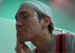 [마이 리틀 텔레비전 리뷰] 샤이니 키, 생방송 중 민낯 공개! 화제