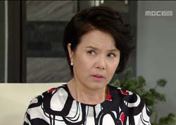 [불굴의 차여사 리뷰] “여자가 튕기는 맛이 없어!”신민수 입방정에 김동주 눈살