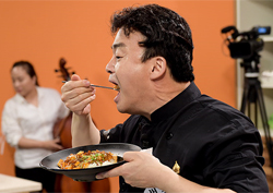 <마이 리틀 텔레비전> 백종원, "설탕 없어도 마파두부 잘 만들쥬~?"