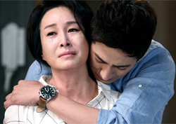 <여왕의 꽃> 김미숙, 오열하며 결국 윤박-이성경 '결혼 허락'
