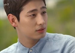 [여왕의 꽃 리뷰] "사랑합니다" 윤박, 캔뚜껑 반지로 이성경에 로맨틱 프로포즈!