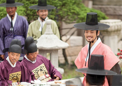 [포토] <화정> 이열치열! 촬영 현장 속 배우들의 '여름 나기' 포착~