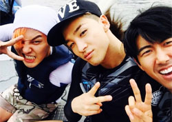 <무한도전> 황태지 비하인드 공개! 남다른 동갑친구들의 인증샷!