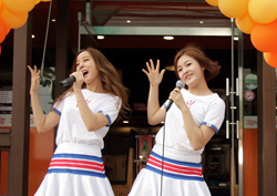 <여왕의 꽃> 고우리, 이번엔 나레이터 모델 변신? "걸그룹 본능 꿈틀"