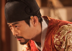 <화정> 취조실 속 김재원-이연희, 강렬한 '눈빛 대결'