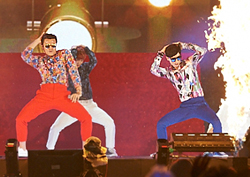 <무한도전> ‘2015 영동고속도로 가요제’ 공연 풀 스토리 공개!