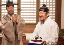 [포토] <화정> 깜짝 송별회 현장! ‘선배님~ 함께 해서 행복했어요!’