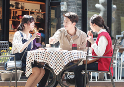 <화려한 유혹> 이때부터 아슬아슬? 풋풋한 '삼각 데이트'