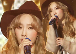 [RE:쇼음중] 태연, 갈색 페도라와 케미숄 스웨터로 가을 패션