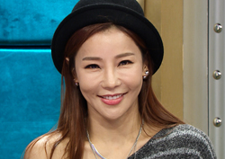 <라디오스타> '최고령 곰신?' 지나, 17살 연하 류필립과의 '열애담'은?