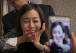 [달콤살벌 패밀리 리뷰] “예쁘게 찍어주세요” 문정희, 귀여운 진상 주사 ‘폭소’