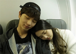 <우결> 육성재♡조이, '지금 제주도로 떠나고 있어요'