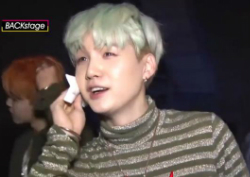 [쇼챔피언 백스테이지 리뷰] 방탄소년단 슈가, 바쁜 스케줄 두고 "요단강에 발 담근 기분"… '폭소'