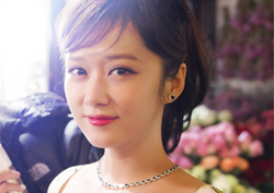 "많이 사랑해주세요" <한 번 더 해피엔딩> 장나라, 인형미모 뽐내며 '첫 인사'