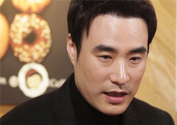 [스타팅] 배성우, 한국영화의 '노예'를 자처하는 배우 <섹션TV>