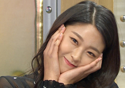 <라디오스타> 설현, 섹시와 귀여움 오가는 ‘블랙홀’ 매력발산!