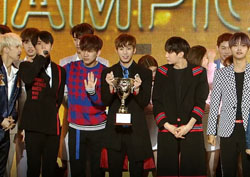 [쇼 챔피언 리뷰] 빅스 1위 등극! 신곡 ‘다이너마이트’로 위력 과시