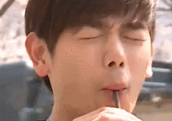 [움짤] <우리 결혼했어요> 에릭남 '1분 1매너' 포착! 이래서 '1가정 1에릭남'