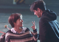 <굿바이 미스터 블랙> 이진욱&문채원에게 직접 물었다! '케미의 비결은?'