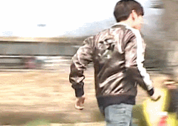 [금주의 움짤] '급하게 뛰어갈 때'는 이 움짤을 사용해보세요