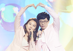 많이 기다리셨죠? <무한도전> 유재석&김희애, '콜라보 하트♡'