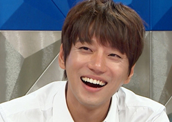 <라디오스타> 황치열, 여심저격 애교로 ‘대륙급 팬덤’ 생성!