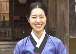 [인터뷰] 옥중화 진세연, "촬영장에서 왜 그렇게 계속 웃나요?"