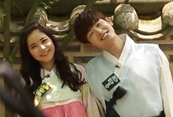 <우리 결혼했어요> 에릭남♡솔라, '선남선녀의 고궁 데이트' 포착!