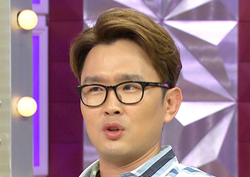 <라디오스타> 윤형빈, 싱크로율 100% 자랑하는 ‘이경규 따라잡기’!