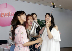 [단독 셀프캠] '해요TV-피에스타의 사생활' 아직 보내기 아쉬운 그녀들의 진~짜 마지막 셀프캠