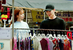 [소소(所所)한 그곳] 〈W(더블유)〉 속 이종석&한효주의 '재래시장 데이트' 장소는?
