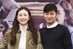 배우 최지우-주진모, <정오의 희망곡>에서 만나요!…스페셜DJ는 정준하