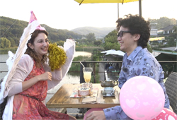 <사람이 좋다> 방송인 크리스티나, 미녀 사랑꾼이 만든 '10년의 내공'