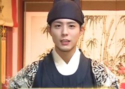 [2016 APAN 스타어워즈 리뷰] 영예의 남·여 신인상, '구르미' 박보검-김유정 수상!