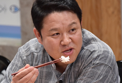 <마이 리틀 텔레비전> 김구라, 초밥 먹다 '깜짝'…무슨 맛이길래?