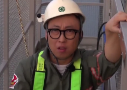 [무한도전 리뷰] 헬기 탑승한 유재석, 박명수의 극한알바 무도리 가로챘다! '폭소'