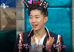 [라디오스타 리뷰] ‘걸그룹 마니아’ 박재범, 이국주의 깜찍+섹시 댄스에 ‘감동’