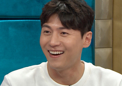 <라디오스타> 송재희, 심형탁과 '영혼의 동지'? 범상치 않은 기운 발산!