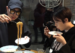 <사람이 좋다> '드림이 아빠' 하하의 무한 도전 일상 공개!