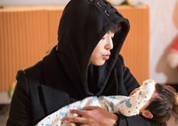 <내성적인 보스> '소심보스' 연우진의 인간미 넘치는 모습 포착!