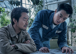 영화 <프리즌> 한석규X김래원, 완벽한 연기 호흡엔 '남다른 인연'이?