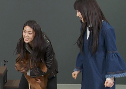 <마이 리틀 텔레비전> 설현 반려견, 방송 중 민아에 돌발행동 '화들짝'