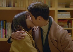 [아버님 제가 모실게요 리뷰] 박은빈♥이태환, “다시 시작하면 돼” 로맨틱 키스로 마음 확인!